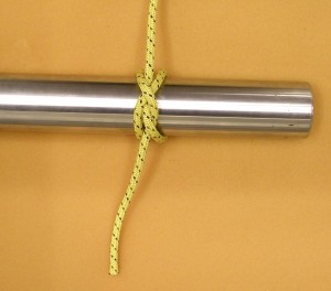 Figuur 4: Constrictorknoop - voltooid