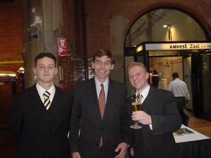 De auteurs met een lid can de raad van bestuur