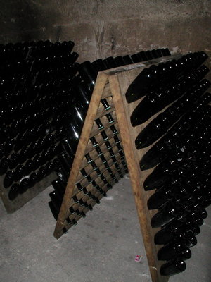 De rekken voor de remuage 